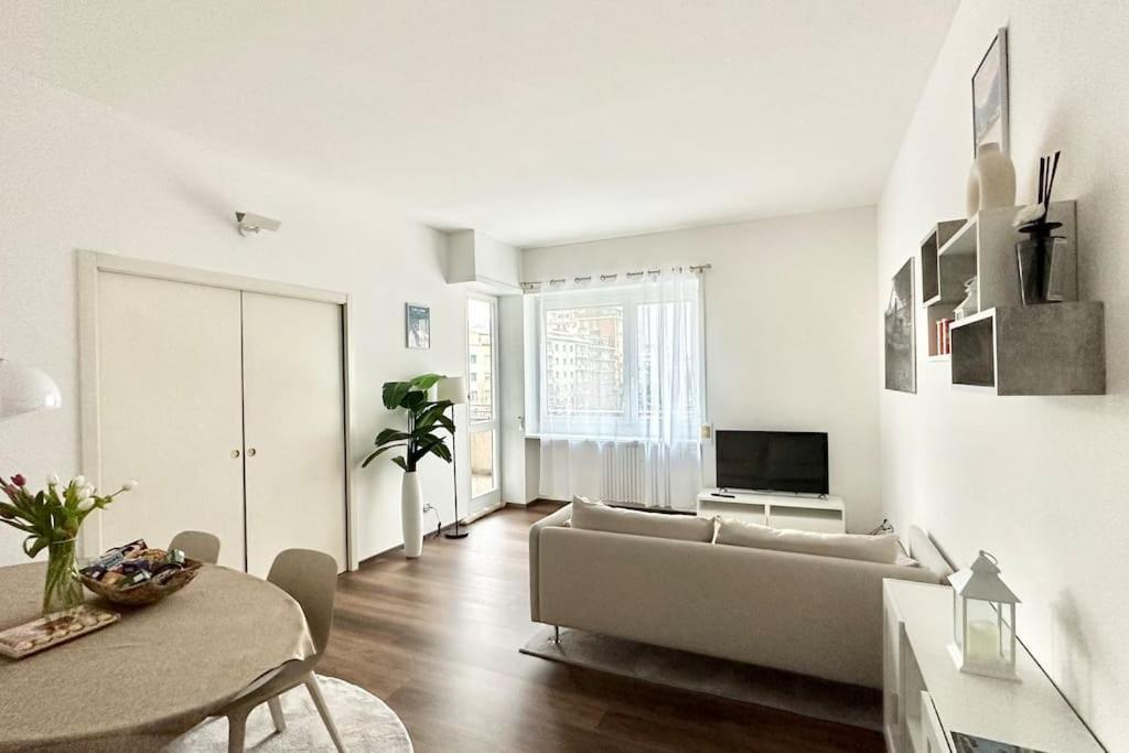 Luxury Apartment With View Como Eksteriør billede